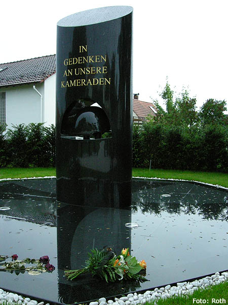 Gedenkstätte für die Gefallenen in der Niederauerbach-Kaserne in Zweibrücken, der Heimat des Fallschirmjägerbataillons 263